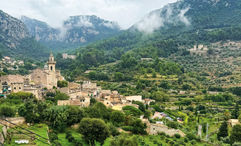 A view of Valldemossa.