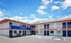 Howard Johnson on East Tropicana