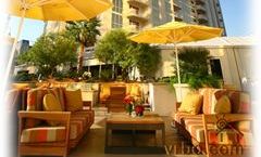Luxury Suites Intl at The Signature